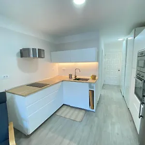 Apartamento Estudio En Cristianos. Ubicación Ideal., Arona (Tenerife)